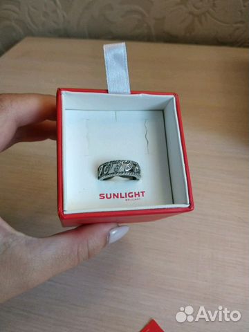 Серебряное кольцо с фианитами 16 размер