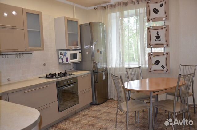 3-к квартира, 90.7 м², 2/5 эт.