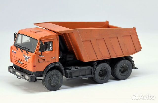 Сборная модель zvezda самосвал KAMAZ 65115