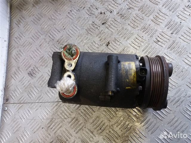 Компрессор кондиционера Volvo C 30 1.6 2009