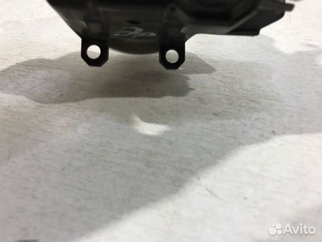 Фара противотуманная передняя правая Toyota Rav4 Фара противотуманная передняя правая Toyota Rav4