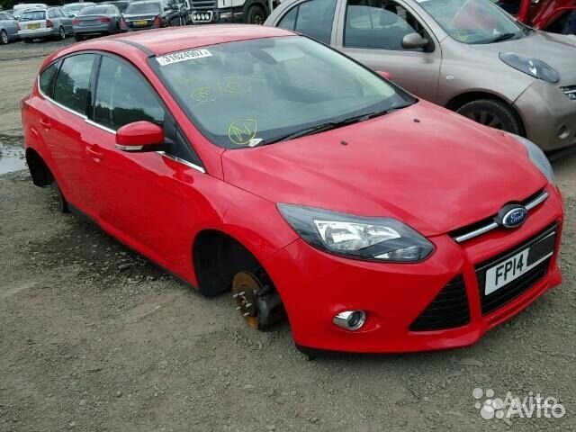 Дверь капот фара бампер Ford Focus 3 Дверь капот фара бампер Ford Focus 3