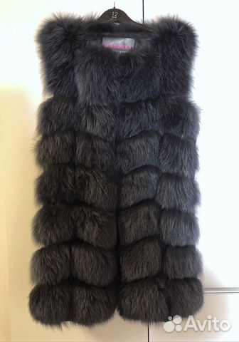 Меховая жилетка из песца