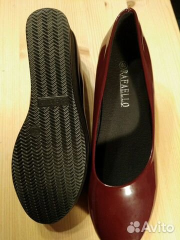 Туфли на танкетке