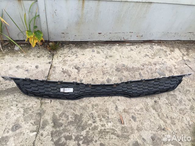 Решётка радиатор Kia Rio 4 год 2017 богатая Решётка радиатор Kia Rio 4 год 2017 богатая