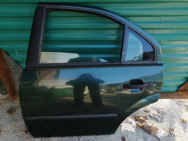 Дверь задняя левая Ford Mondeo 3 B5Y cjba 2006 Дверь задняя левая Ford Mondeo 3 B5Y cjba 2006