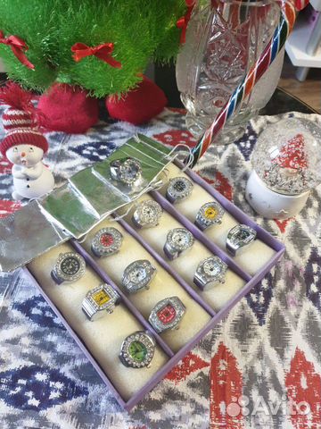 Часы перстень