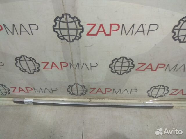 Накладка двери передней левой Audi Q7 4M