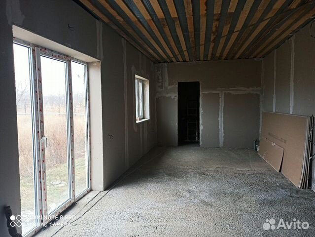 Таунхаус 100 м² на участке 4 сот. Таунхаус 100 м² на участке 4 сот.