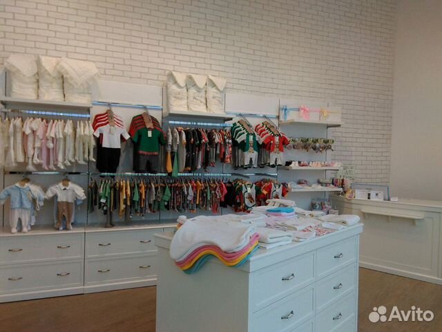 Мебель для магазина детской одежды