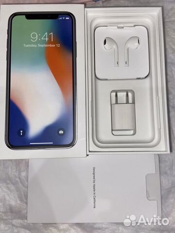 Коробка iPhone X + наушники EarPods + вилка usb Коробка iPhone X + наушники EarPods + вилка usb