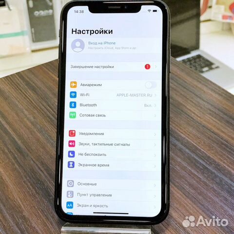 Телефон iPhone XR 64Gb чёрный. Официальная гаранти Телефон iPhone XR 64Gb чёрный. Официальная гаранти