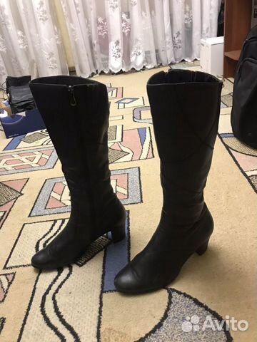 Женские осенние высокие сапоги 40 размера Женские осенние высокие сапоги 40 размера