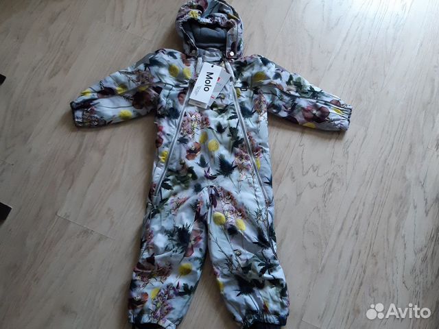 Molo новый комбинезон зима 98р Molo новый комбинезон зима 98р