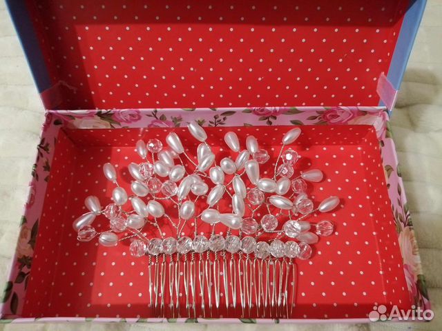 Украшения для волос (веточка,гребень) Украшения для волос (веточка,гребень)