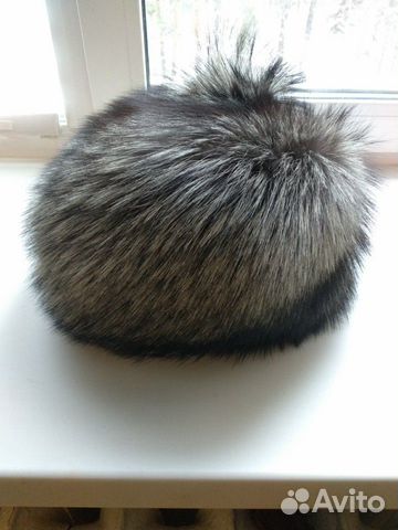 Берет из чернобурки