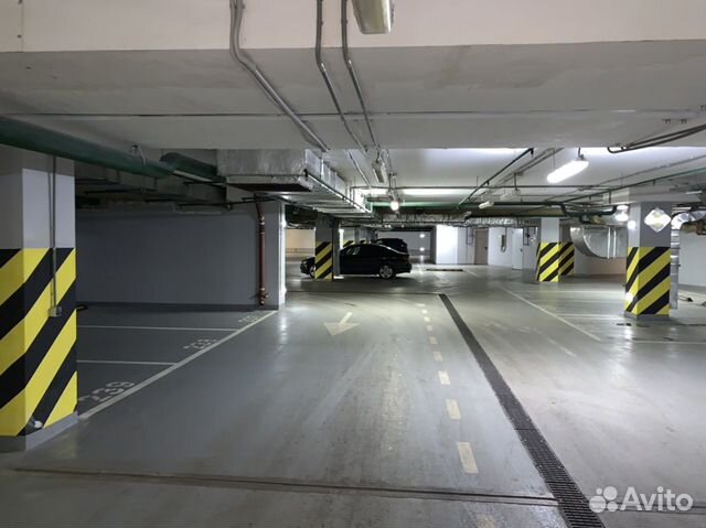 Машиноместо, 14 м² Машиноместо, 14 м²