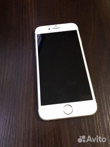 Телефон iPhone 6s