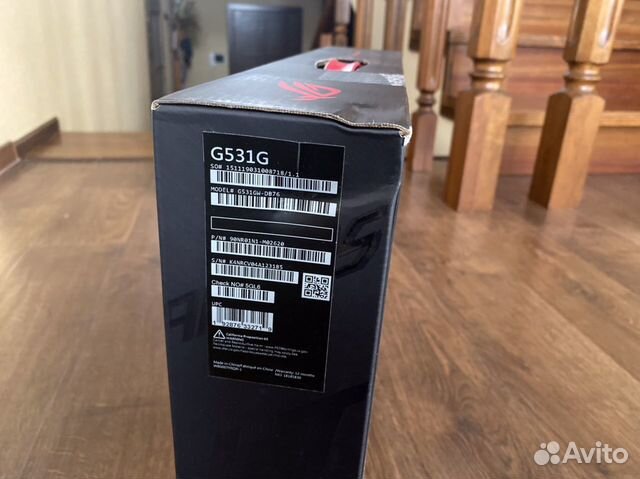 Asus ROG Strix Scar III 15.6” 240Hz, RTX 2070, i7 Asus ROG Strix Scar III 15.6” 240Hz, RTX 2070, i7