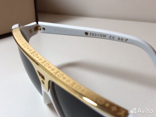 Louis Vuitton Evidence 240w Louis Vuitton Evidence 240w