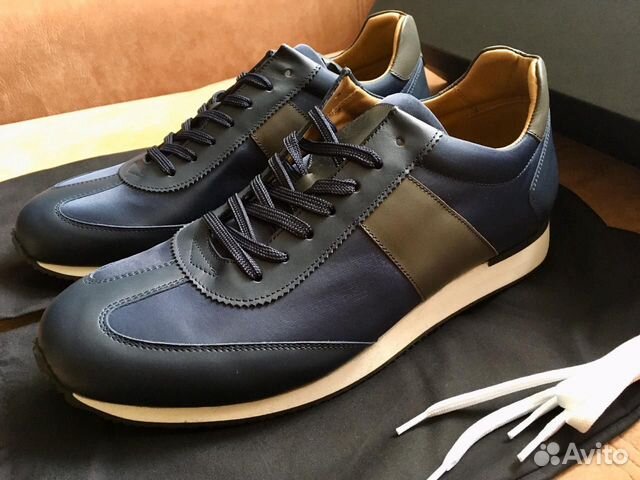 Кроссовки новые разные размеры Кроссовки новые разные размеры