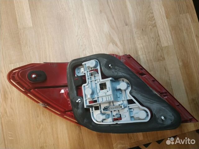 Фонарь задний правый w204 a2048202064 Фонарь задний правый w204 a2048202064