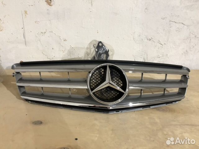 Mercedes W204 C204 решетка радиатора AMG Авангард Mercedes W204 C204 решетка радиатора AMG Авангард