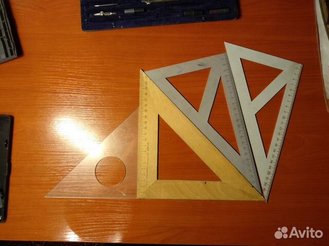 Набор канцелярских предметов Набор канцелярских предметов