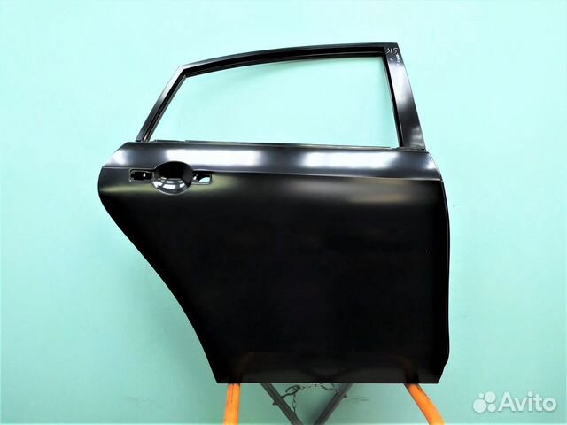 Дверь задняя правая Nissan Almera G15 (12-г) Дверь задняя правая Nissan Almera G15 (12-г)