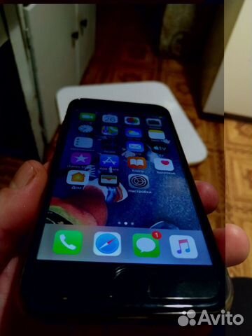 Телефон iPhone