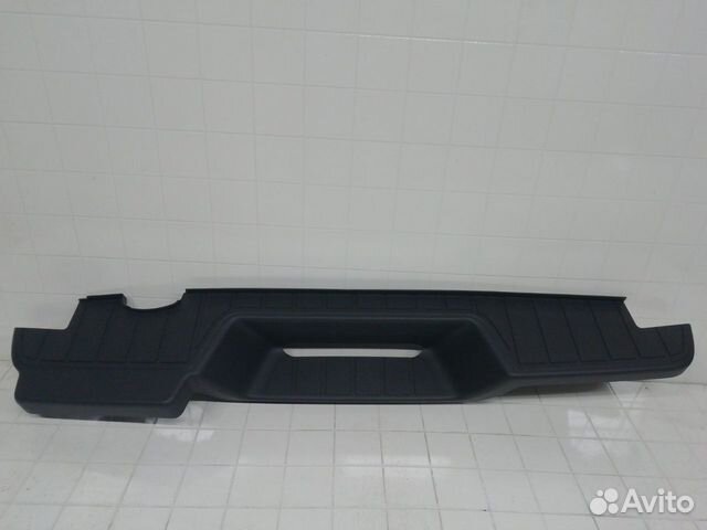 Накладка бампера задняя Hummer H3 2005-2010 Накладка бампера задняя Hummer H3 2005-2010