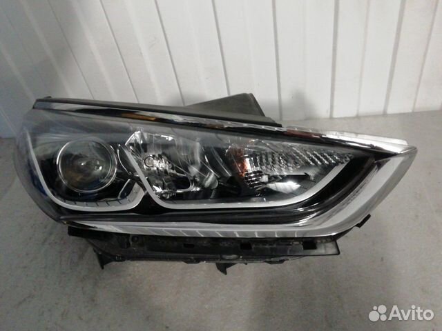 Фара галоген передняя правая Hyundai Sonata 7 Фара галоген передняя правая Hyundai Sonata 7