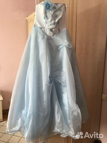 Платье на выпускной вечер Платье на выпускной вечер