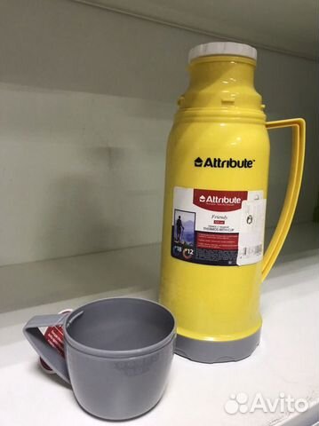 Термос с кружкой новый 0.6 л,1л., 1,8