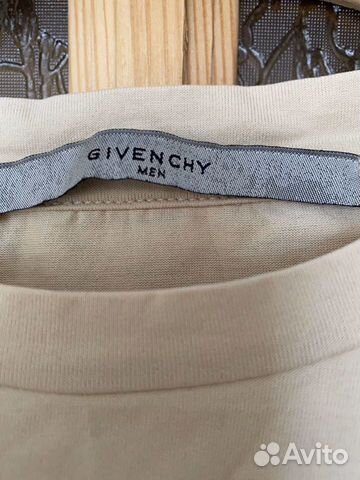 Футболка Givenchy оригинал новая Футболка Givenchy оригинал новая