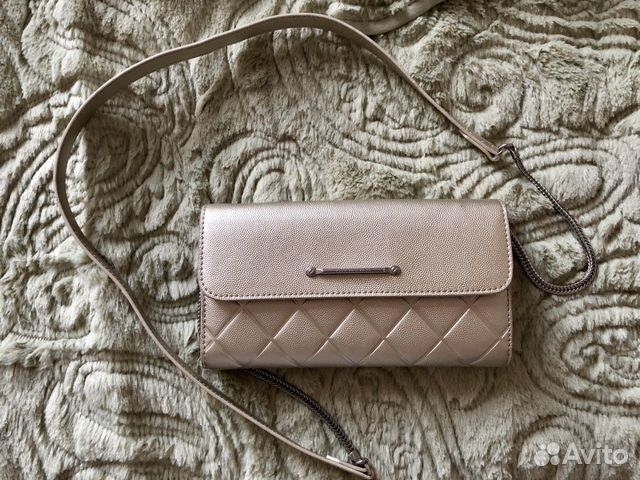 Сумочка-клатч. Цвет матовое серебро Сумочка-клатч. Цвет матовое серебро