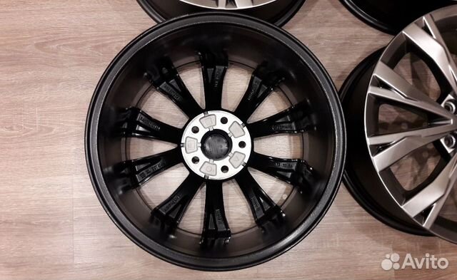 Оригинальные диски Volkswagen Tiguan R17 Германия Оригинальные диски Volkswagen Tiguan R17 Германия