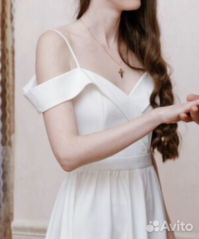Платье белое вечернее