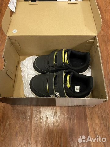 Кроссовки детские adidas Кроссовки детские adidas