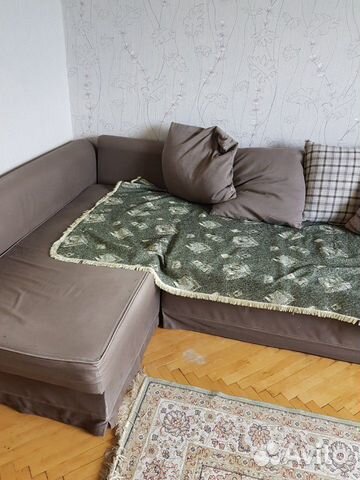 Диван