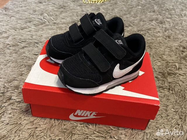 Кроссовки новые Nike Кроссовки новые Nike
