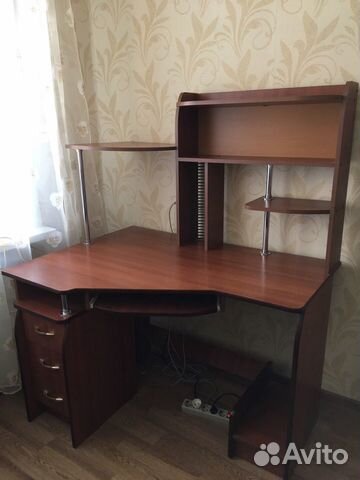 Стол компьютерный угловой Стол компьютерный угловой