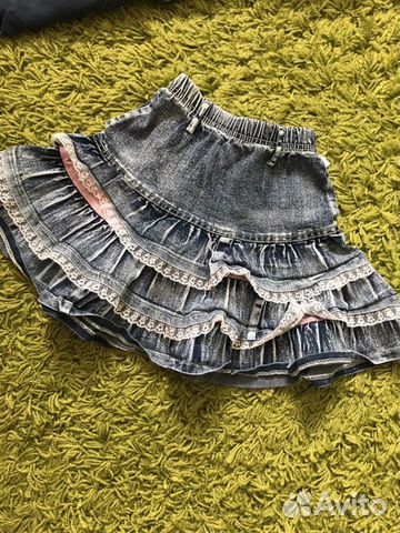 Комплект из платья и джинсовых юбок для девочки Комплект из платья и джинсовых юбок для девочки