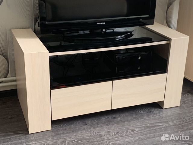 Тумба под телевизор