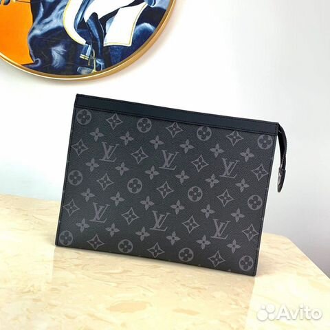 Клатч Louis Vuitton Pochette Voyage M61692 серый Клатч Louis Vuitton Pochette Voyage M61692 серый