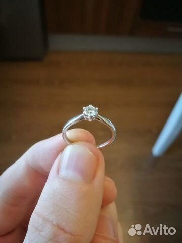 Золотое кольцо с бриллиантом 0.25ct