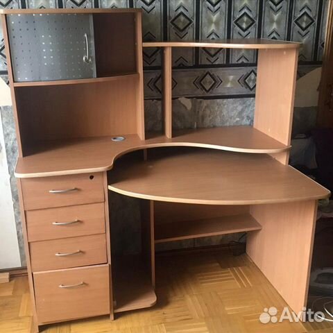 Компьютерный стол Компьютерный стол