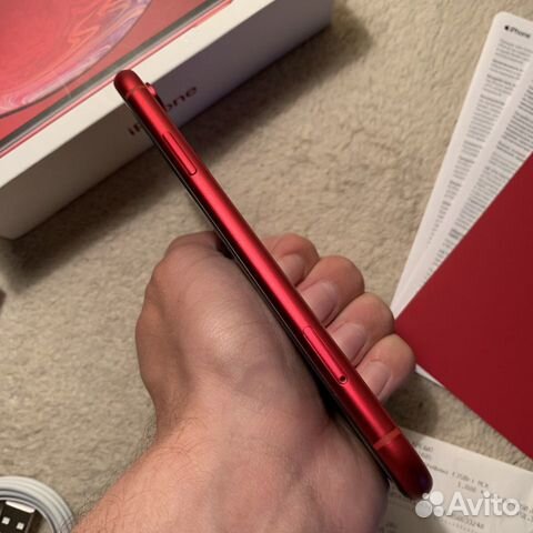 iPhone XR 64gb red (на гарантии)