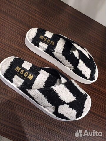 Тапки msgm оригинал новые Тапки msgm оригинал новые