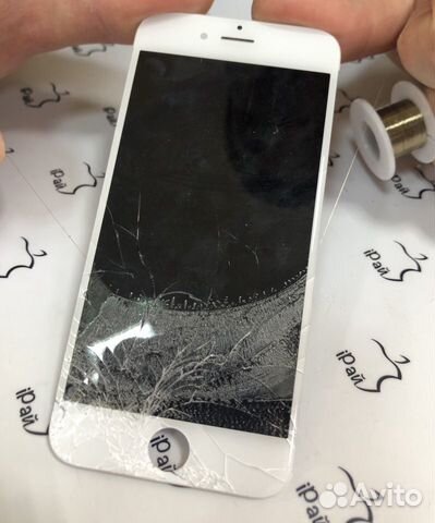 Замена разбитого стекла на Apple iPhone